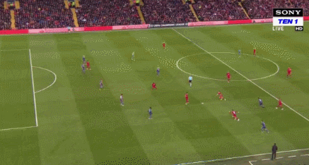 杰伦·布伦森33分率队大胜，助攻数跻身尼克斯队史前18（杰伦·布伦森轰下33分助尼克斯大胜，助攻数跻身队史前18）