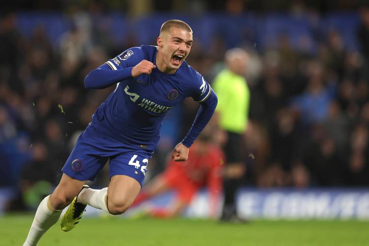 记者：雅克松不想回切尔西，但目前来说拜仁买断他可能性不大（记者透露：雅克松不愿回切尔西，拜仁买断前景暂不乐观）