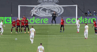 那不勒斯官方：吉尔摩周一将接受手术；据悉将缺阵至明年一月（那不勒斯官宣：吉尔摩周一接受手术，预计缺阵至明年一月）