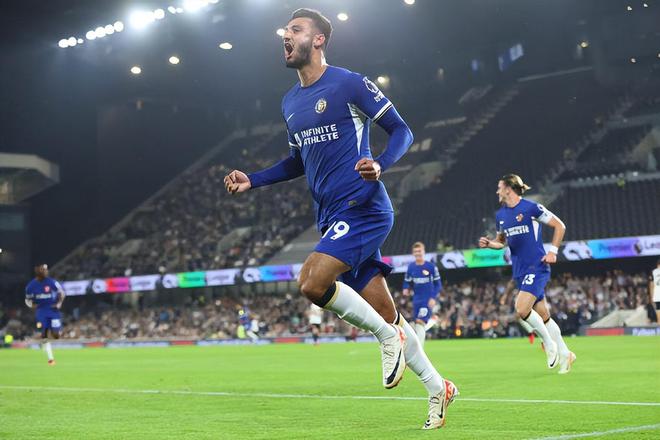 东亚杯迎熟悉的荣誉之战!数据示中国男足赢球（东亚杯再现荣誉之战，数据看好国足告捷）