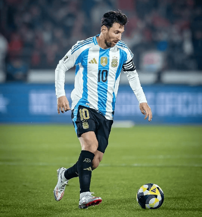 干净又卫生！贝克汉姆晒印度行学习制作美食视频（贝克汉姆晒印度之旅学做美食视频，亲自下厨很讲究）