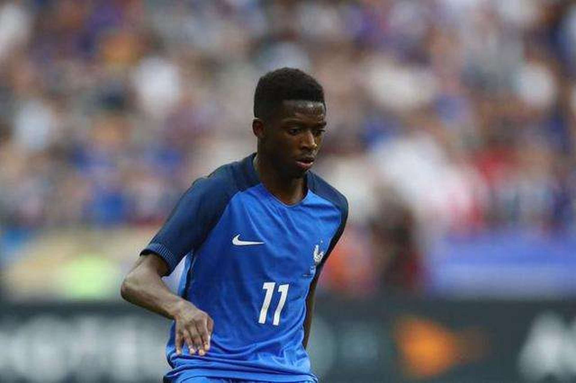 惊喜，曼联17岁青训小将詹姆斯-奥弗里入选澳大利亚国家队（澳大利亚国家队征召曼联17岁青训新星詹姆斯-奥弗里）