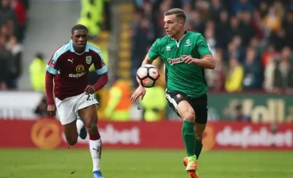 意甲：国米主场3-0击败博洛尼亚（意甲：国米主场3比0完胜博洛尼亚）