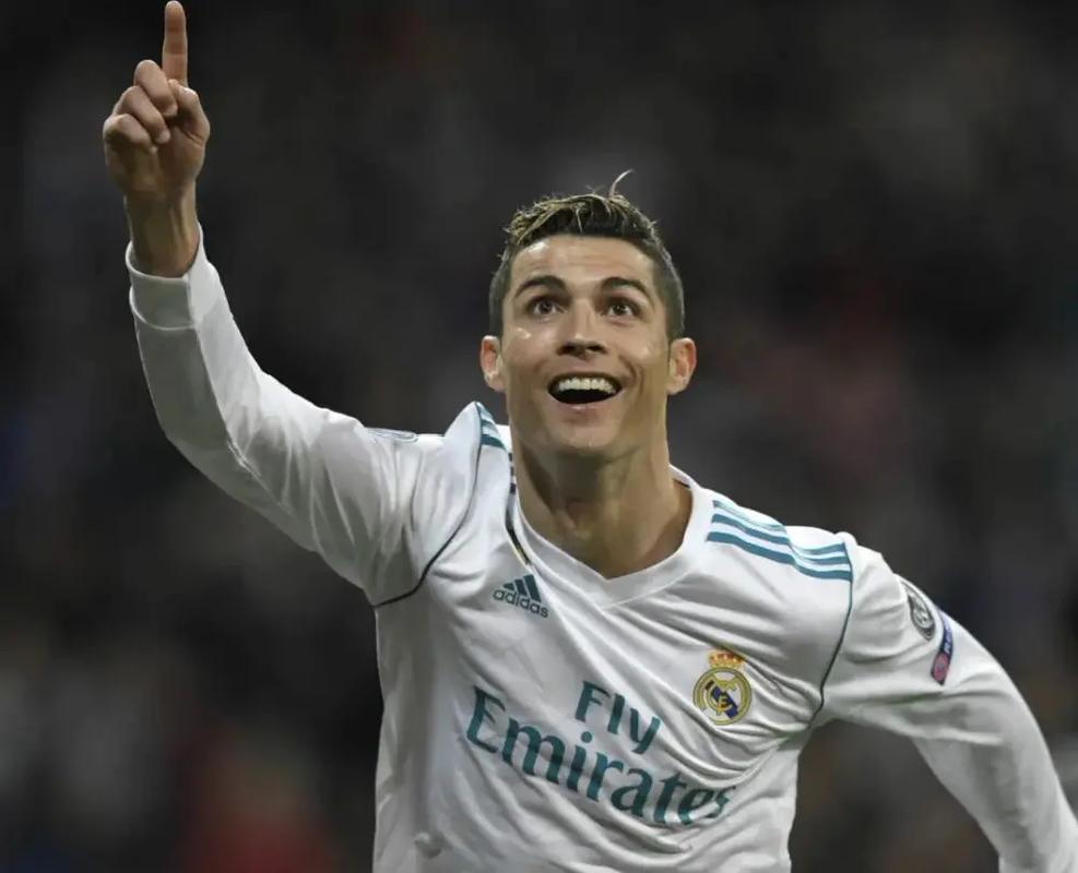 说唱歌手歌词影射姆巴佩毁掉卡昂，姆巴佩：你连买票看球钱都没有（说唱歌手歌词暗讽姆巴佩毁了卡昂，姆巴佩回击：你连球票钱都掏不起）