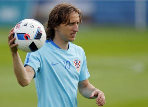 鲁迪-加西亚：我们的目标是小组第一；很高兴再次见到萨拉赫（鲁迪-加西亚：目标锁定小组头名，很高兴再会萨拉赫）