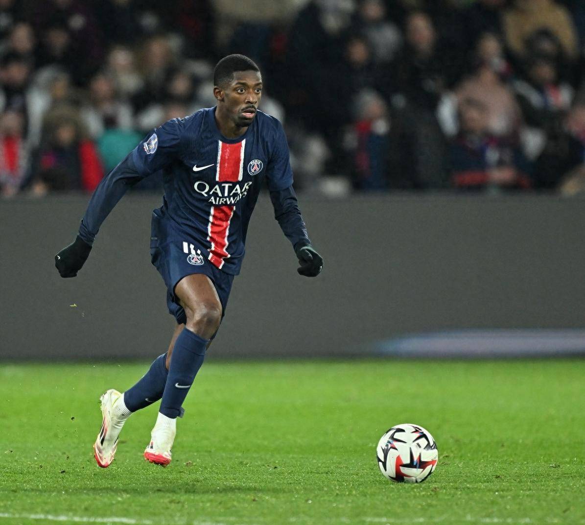 余力生以2小时06分38秒赢得瓦伦西亚马拉松，创英马历史第二佳绩，展现跨项实力，称霸铁三项目。（余力生以2：06：38封王瓦伦西亚马拉松，创英马史上次快成绩，跨界实力尽显称霸铁三）