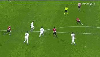 前妻：和布冯离婚后，花了很长时间才接受别人的追求（布冯前妻：离婚后很久才愿意接受他人的追求）